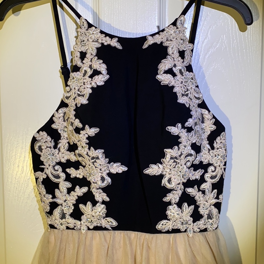 Excellent Used Condition - Picture 2 of 4